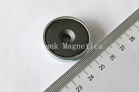 Magnete für den ferritischen Becher