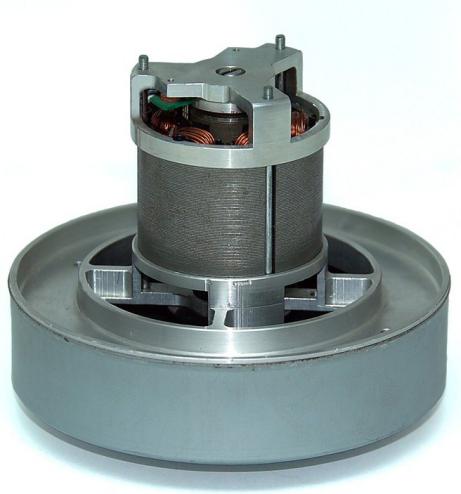 Anwendung von NdFeB Magnetic Tiles auf Brushless Motor