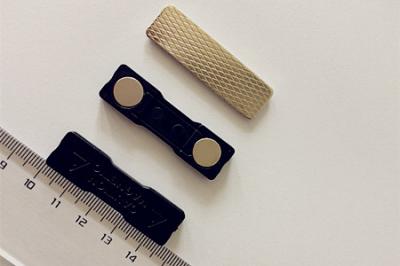 Magnetische Namensschilder